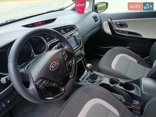 Черный Киа Сид, объемом двигателя 1.58 л и пробегом 207 тыс. км за 11900 $, фото 36 на Automoto.ua