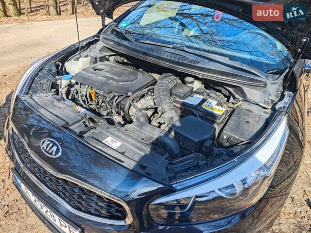 Чорний Кіа Сід, об'ємом двигуна 1.58 л та пробігом 198 тис. км за 11700 $, фото 24 на Automoto.ua