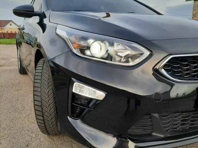 Чорний Кіа Сід, об'ємом двигуна 1.6 л та пробігом 216 тис. км за 13800 $, фото 5 на Automoto.ua