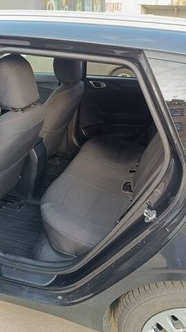 Чорний Кіа Сід, об'ємом двигуна 1.37 л та пробігом 171 тис. км за 11500 $, фото 15 на Automoto.ua