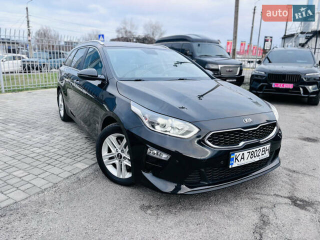 Чорний Кіа Сід, об'ємом двигуна 1.59 л та пробігом 71 тис. км за 15999 $, фото 4 на Automoto.ua