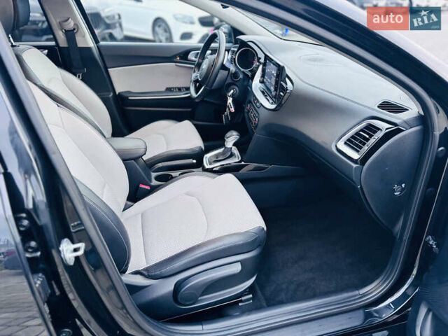 Чорний Кіа Сід, об'ємом двигуна 1.59 л та пробігом 71 тис. км за 15999 $, фото 43 на Automoto.ua