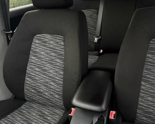 Коричневый Киа Сид, объемом двигателя 1.6 л и пробегом 175 тыс. км за 5200 $, фото 29 на Automoto.ua