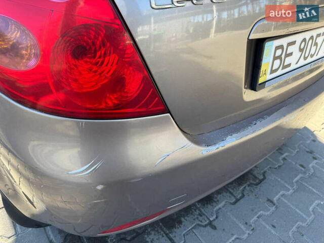 Коричневый Киа Сид, объемом двигателя 1.4 л и пробегом 230 тыс. км за 4200 $, фото 2 на Automoto.ua