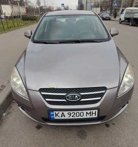 Коричневый Киа Сид, объемом двигателя 1.4 л и пробегом 303 тыс. км за 4500 $, фото 2 на Automoto.ua