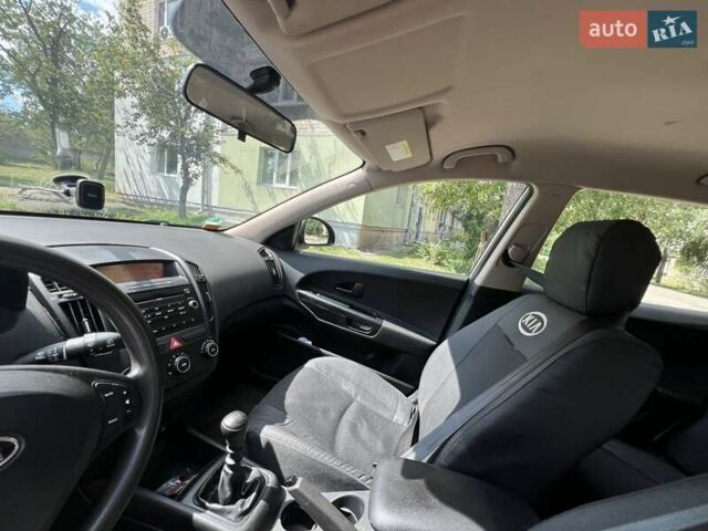 Коричневый Киа Сид, объемом двигателя 1.58 л и пробегом 232 тыс. км за 5800 $, фото 8 на Automoto.ua