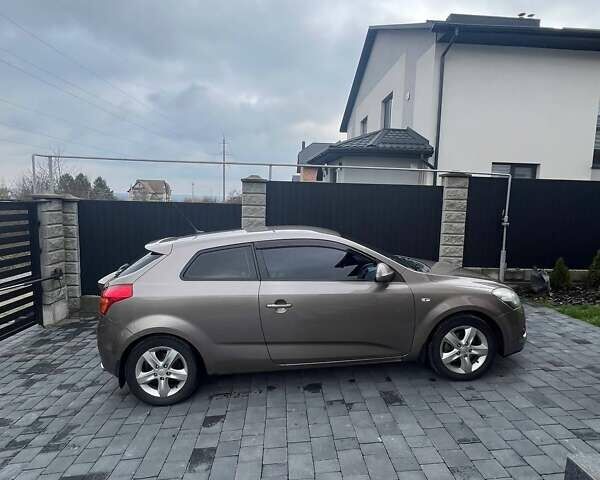 Коричневий Кіа Сід, об'ємом двигуна 1.6 л та пробігом 177 тис. км за 4500 $, фото 9 на Automoto.ua