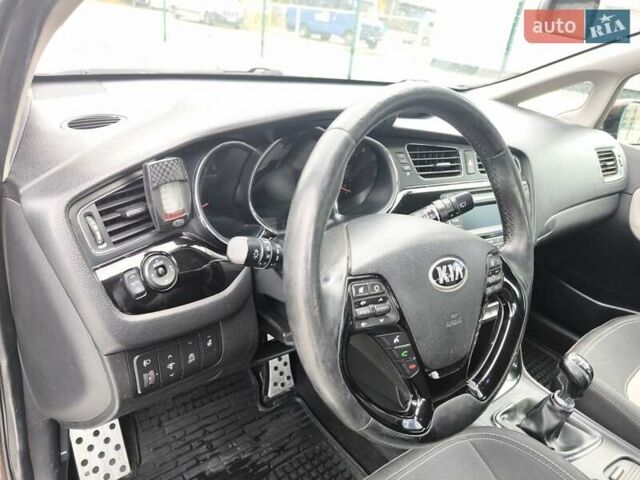 Киа Сид 2012 в Черновцах на Automoto.ua Коричневый Киа Сид, объемом двигателя 1.58 л и пробегом 268 тыс. км за 8100 $, фото 34 на Automoto.ua