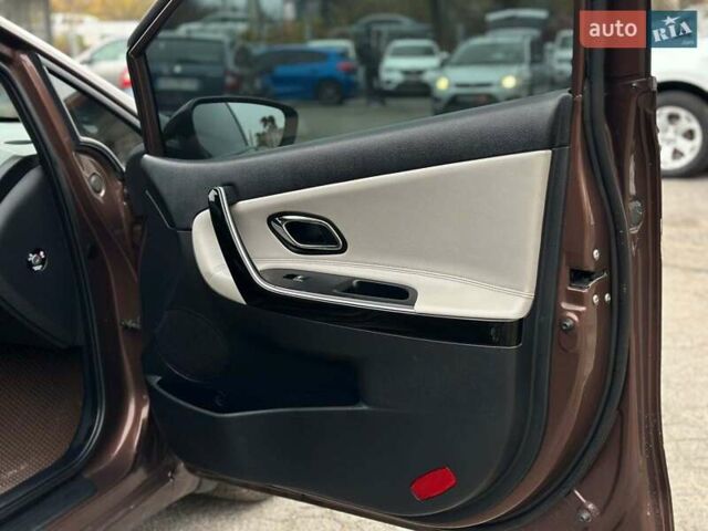 Коричневий Кіа Сід, об'ємом двигуна 1.6 л та пробігом 139 тис. км за 8990 $, фото 18 на Automoto.ua