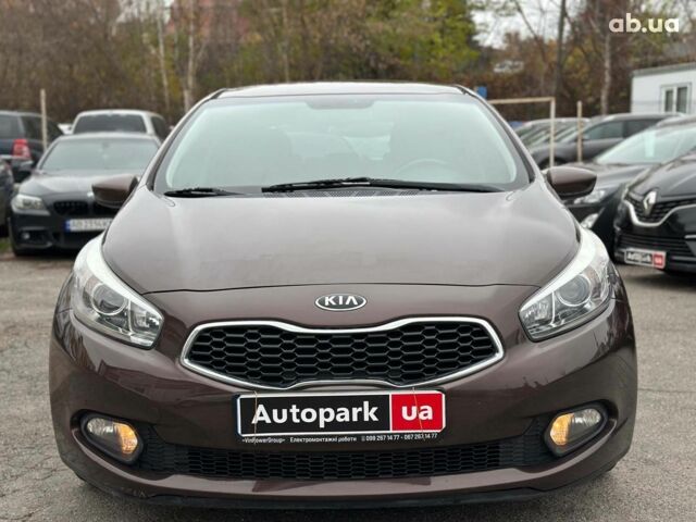Коричневий Кіа Сід, об'ємом двигуна 1.6 л та пробігом 139 тис. км за 8990 $, фото 7 на Automoto.ua