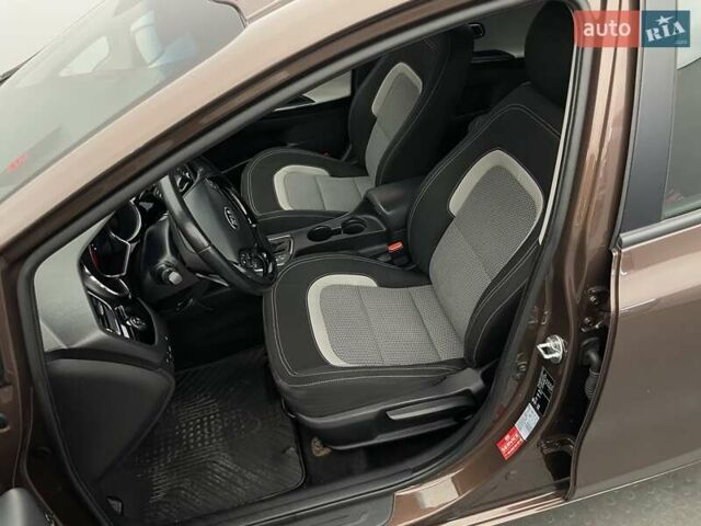 Коричневый Киа Сид, объемом двигателя 1.6 л и пробегом 150 тыс. км за 11774 $, фото 8 на Automoto.ua
