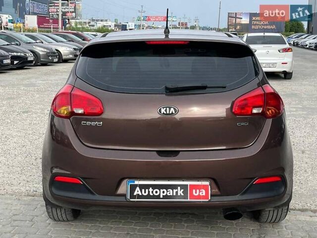 Коричневий Кіа Сід, об'ємом двигуна 1.6 л та пробігом 294 тис. км за 9190 $, фото 8 на Automoto.ua