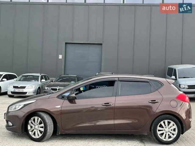 Коричневий Кіа Сід, об'ємом двигуна 1.6 л та пробігом 294 тис. км за 9190 $, фото 11 на Automoto.ua