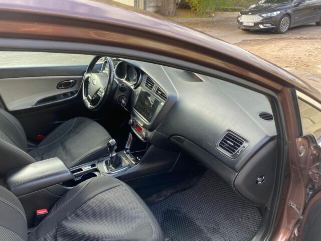 Коричневый Киа Сид, объемом двигателя 1.6 л и пробегом 130 тыс. км за 8200 $, фото 4 на Automoto.ua