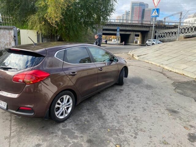 Коричневый Киа Сид, объемом двигателя 1.6 л и пробегом 130 тыс. км за 8200 $, фото 3 на Automoto.ua