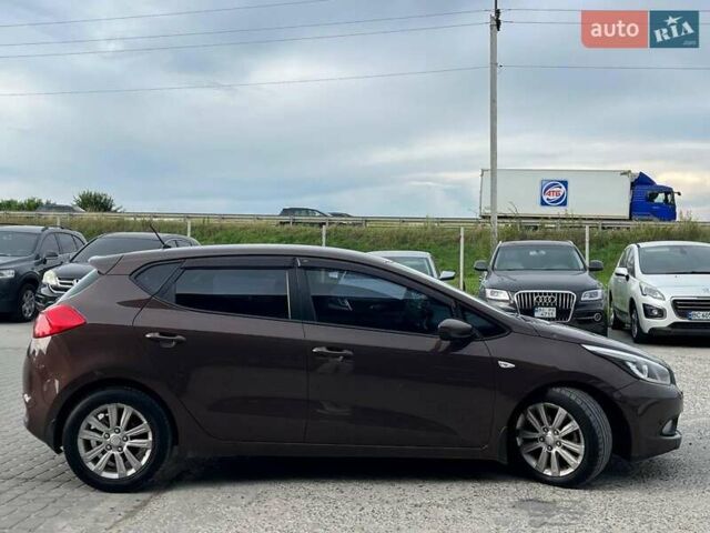 Коричневий Кіа Сід, об'ємом двигуна 1.6 л та пробігом 294 тис. км за 9190 $, фото 5 на Automoto.ua