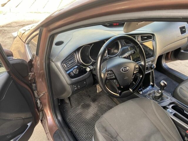 Коричневый Киа Сид, объемом двигателя 1.6 л и пробегом 130 тыс. км за 8200 $, фото 6 на Automoto.ua