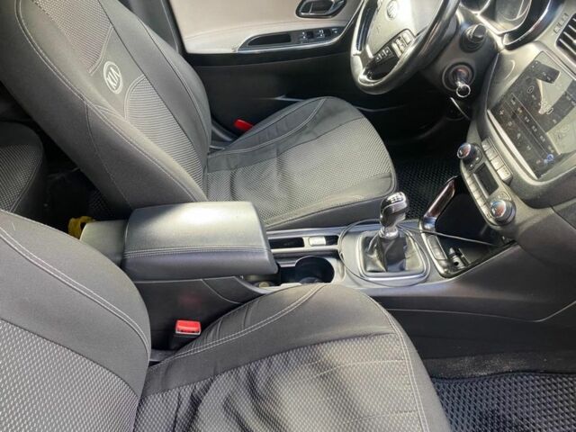 Коричневый Киа Сид, объемом двигателя 1.6 л и пробегом 130 тыс. км за 8200 $, фото 5 на Automoto.ua