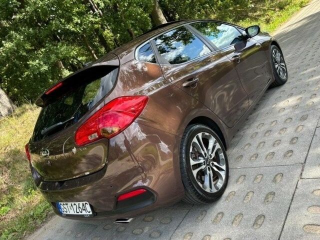 Коричневий Кіа Сід, об'ємом двигуна 1.6 л та пробігом 217 тис. км за 7800 $, фото 8 на Automoto.ua