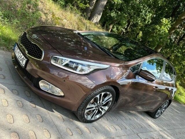 Коричневий Кіа Сід, об'ємом двигуна 1.6 л та пробігом 217 тис. км за 7800 $, фото 1 на Automoto.ua