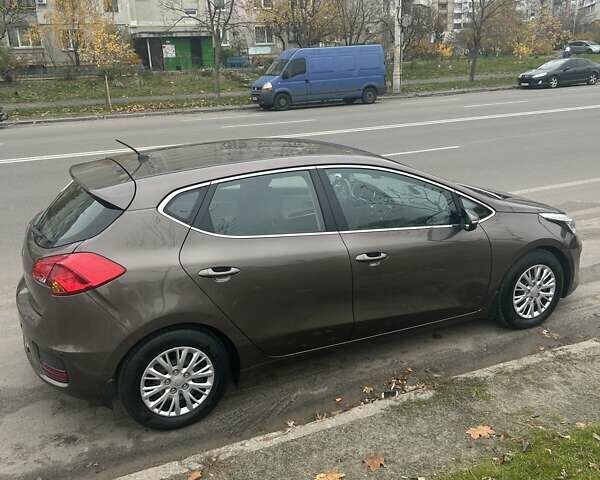 Коричневий Кіа Сід, об'ємом двигуна 1.59 л та пробігом 56 тис. км за 14900 $, фото 2 на Automoto.ua