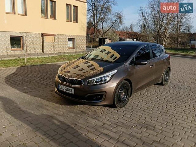 Коричневий Кіа Сід, об'ємом двигуна 1.58 л та пробігом 50 тис. км за 14200 $, фото 24 на Automoto.ua