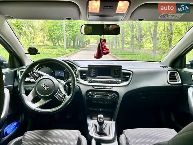 Киа Сид 2019 в Киеве на Automoto.ua Коричневый Киа Сид, объемом двигателя 1.59 л и пробегом 47 тыс. км за 16000 $, фото 12 на Automoto.ua