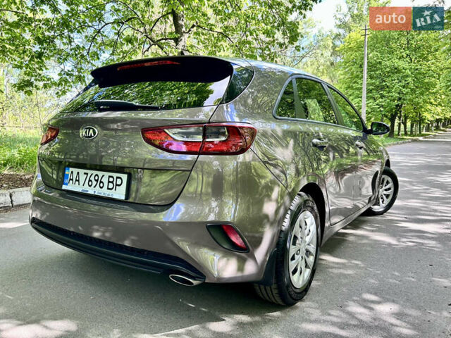 Киа Сид 2019 в Киеве на Automoto.ua Коричневый Киа Сид, объемом двигателя 1.59 л и пробегом 47 тыс. км за 16000 $, фото 7 на Automoto.ua