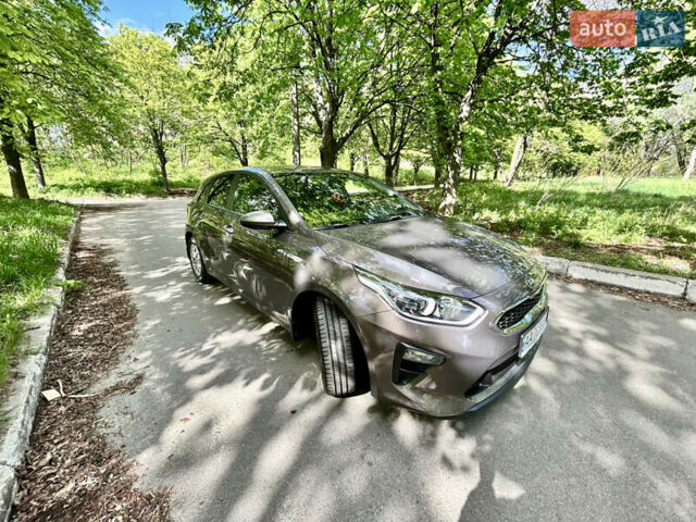 Киа Сид 2019 в Киеве на Automoto.ua Коричневый Киа Сид, объемом двигателя 1.59 л и пробегом 47 тыс. км за 16000 $, фото 3 на Automoto.ua