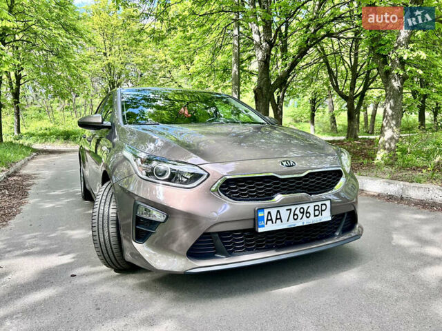 Киа Сид 2019 в Киеве на Automoto.ua Коричневый Киа Сид, объемом двигателя 1.59 л и пробегом 47 тыс. км за 16000 $, фото 9 на Automoto.ua