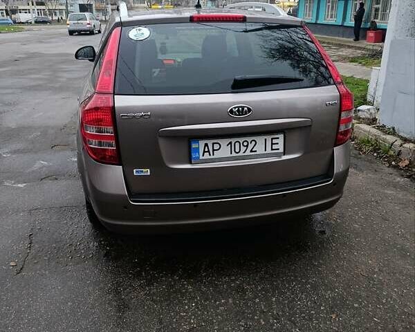 Коричневий Кіа Сід, об'ємом двигуна 1.6 л та пробігом 342 тис. км за 5000 $, фото 6 на Automoto.ua