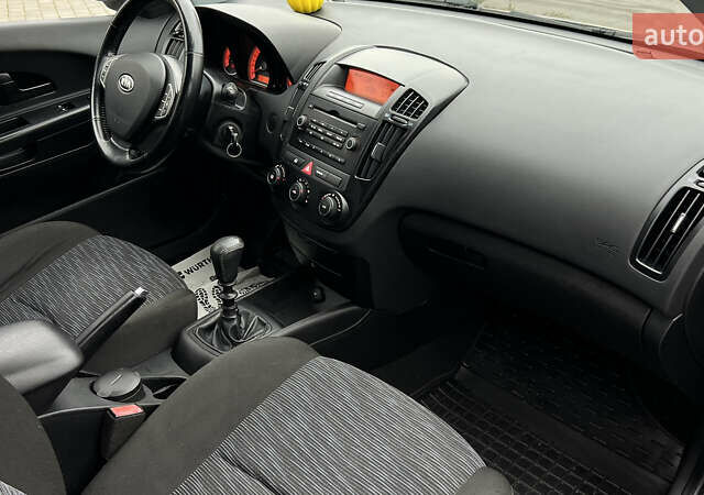 Коричневий Кіа Сід, об'ємом двигуна 1.4 л та пробігом 207 тис. км за 4600 $, фото 20 на Automoto.ua