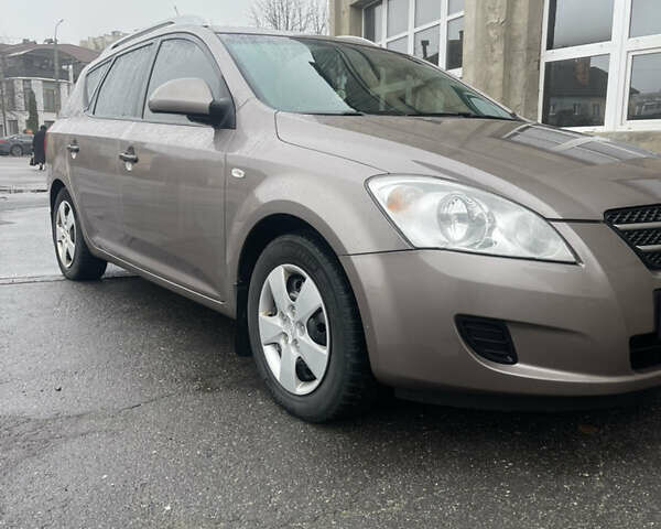 Коричневый Киа Сид, объемом двигателя 1.58 л и пробегом 204 тыс. км за 6099 $, фото 2 на Automoto.ua