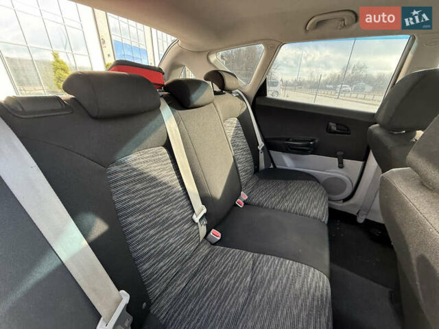 Коричневий Кіа Сід, об'ємом двигуна 1.59 л та пробігом 247 тис. км за 6000 $, фото 12 на Automoto.ua