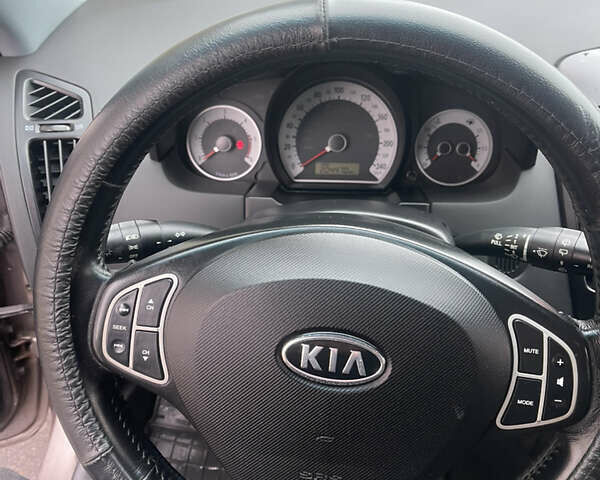 Коричневый Киа Сид, объемом двигателя 1.58 л и пробегом 204 тыс. км за 6099 $, фото 8 на Automoto.ua