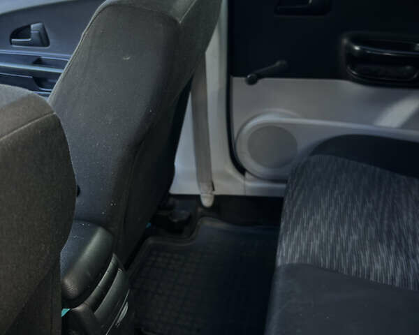 Коричневый Киа Сид, объемом двигателя 1.6 л и пробегом 266 тыс. км за 5300 $, фото 7 на Automoto.ua