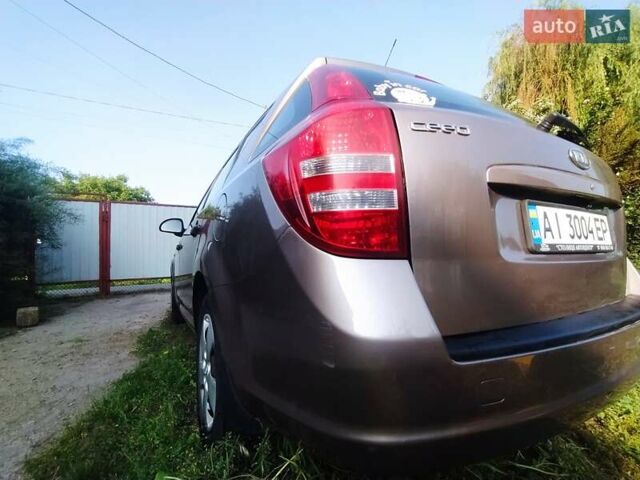 Коричневий Кіа Сід, об'ємом двигуна 1.59 л та пробігом 206 тис. км за 5750 $, фото 28 на Automoto.ua