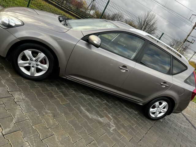 Коричневый Киа Сид, объемом двигателя 1.6 л и пробегом 280 тыс. км за 6500 $, фото 1 на Automoto.ua