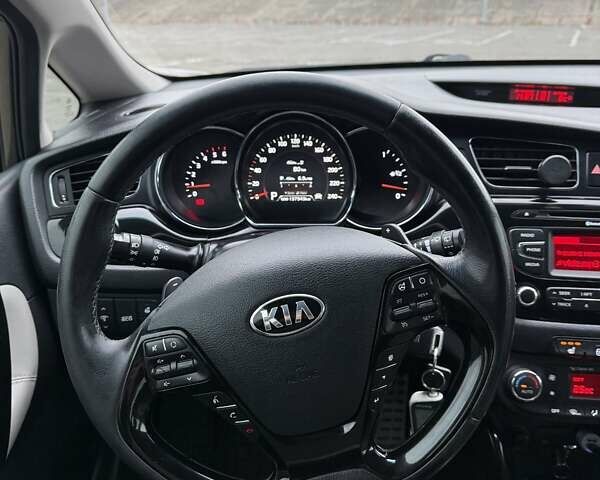 Коричневый Киа Сид, объемом двигателя 1.6 л и пробегом 197 тыс. км за 10700 $, фото 17 на Automoto.ua