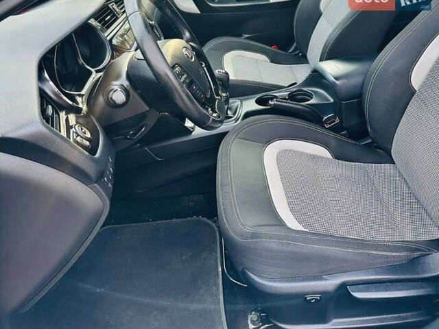 Коричневый Киа Сид, объемом двигателя 1.6 л и пробегом 211 тыс. км за 9900 $, фото 10 на Automoto.ua