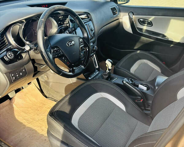 Коричневый Киа Сид, объемом двигателя 0 л и пробегом 226 тыс. км за 10800 $, фото 4 на Automoto.ua