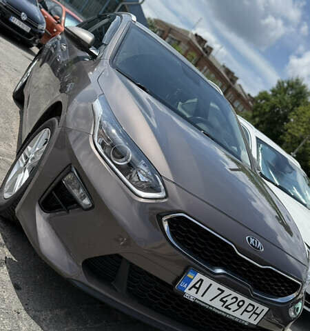 Коричневый Киа Сид, объемом двигателя 1.59 л и пробегом 135 тыс. км за 12200 $, фото 1 на Automoto.ua