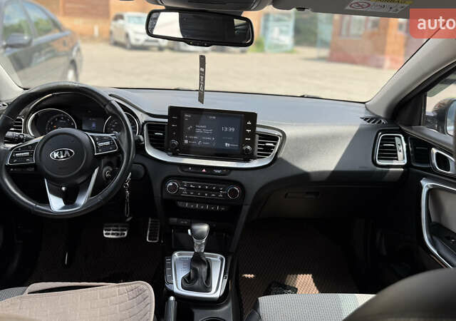 Коричневый Киа Сид, объемом двигателя 1.59 л и пробегом 135 тыс. км за 12200 $, фото 8 на Automoto.ua