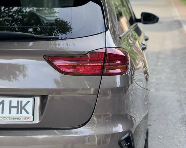 Коричневый Киа Сид, объемом двигателя 1.37 л и пробегом 191 тыс. км за 12200 $, фото 21 на Automoto.ua