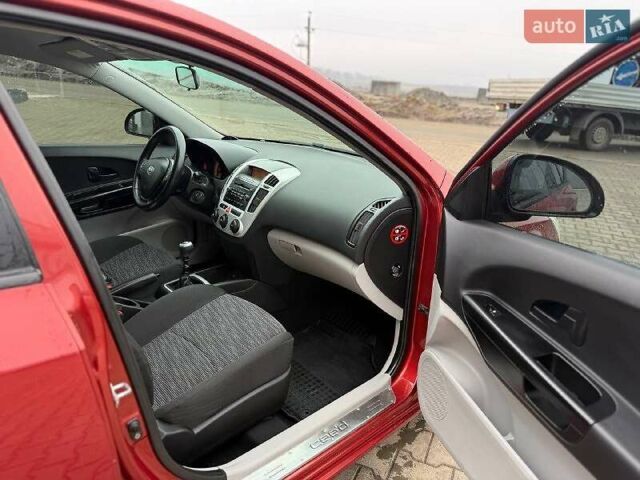 Красный Киа Сид, объемом двигателя 1.59 л и пробегом 238 тыс. км за 5200 $, фото 17 на Automoto.ua