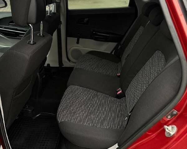 Красный Киа Сид, объемом двигателя 1.59 л и пробегом 238 тыс. км за 5200 $, фото 15 на Automoto.ua