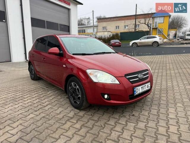 Красный Киа Сид, объемом двигателя 1.59 л и пробегом 238 тыс. км за 5200 $, фото 6 на Automoto.ua