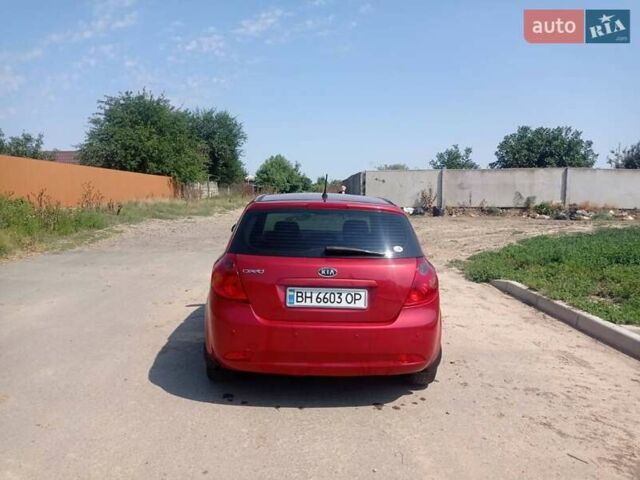Красный Киа Сид, объемом двигателя 1.4 л и пробегом 286 тыс. км за 4450 $, фото 3 на Automoto.ua
