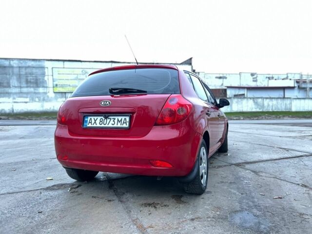 Червоний Кіа Сід, об'ємом двигуна 1.4 л та пробігом 201 тис. км за 4850 $, фото 5 на Automoto.ua