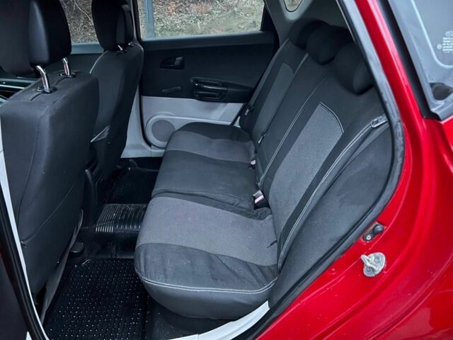 Червоний Кіа Сід, об'ємом двигуна 1.4 л та пробігом 201 тис. км за 4850 $, фото 9 на Automoto.ua